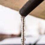 Signs There's a Frozen Pipe in the Home 3 KHbCE8dn0dEuUQ2TeaDRWmUnZNdTgLZchNyRLUY1 10
